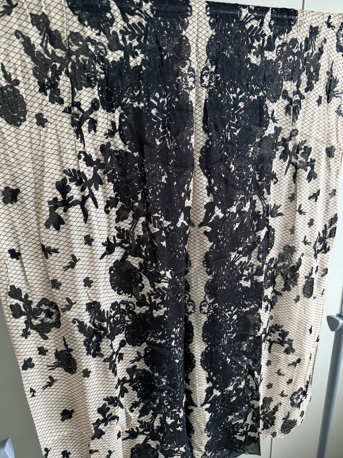 Chantilly Lace Modal (lighter)
